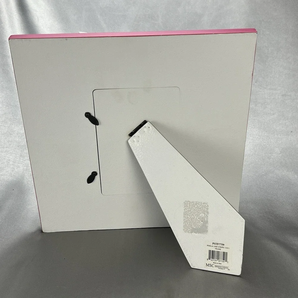 MSC Mainstreet Collection STRIPED Bow Photo Frame Holds 4x6 picture OUTER 11x11